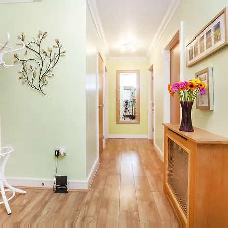 شقة Riverbank View Three Bedroom With Free Parking يورك