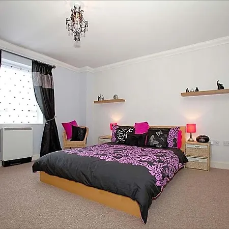 Appartement Riverbank View Three Bedroom With Free Parking York