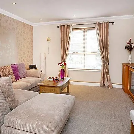 Appartement Riverbank View Three Bedroom With Free Parking York