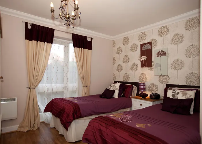 Appartement Riverbank View Three Bedroom With Free Parking