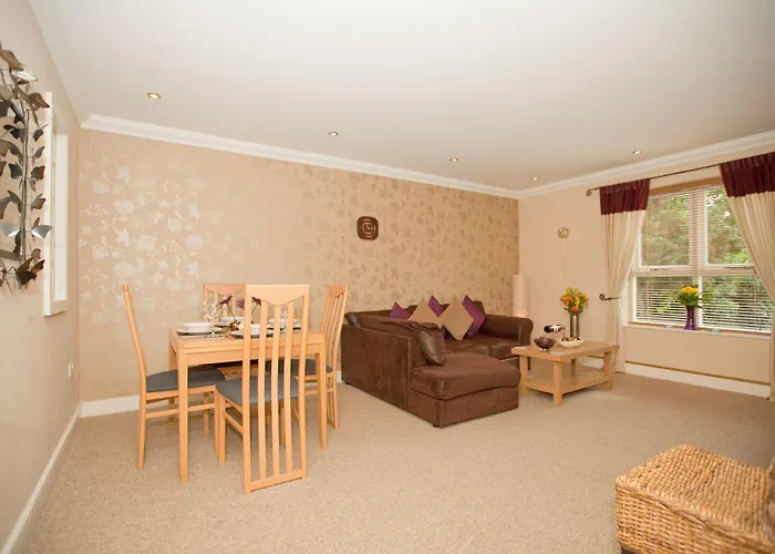 Riverbank View Three Bedroom With Free Parking York