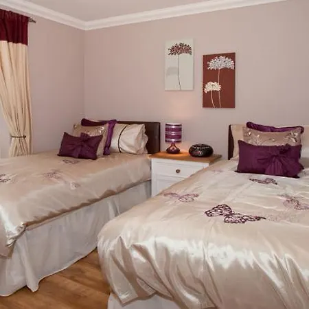 Riverbank View Three Bedroom With Free Parking Appartement York